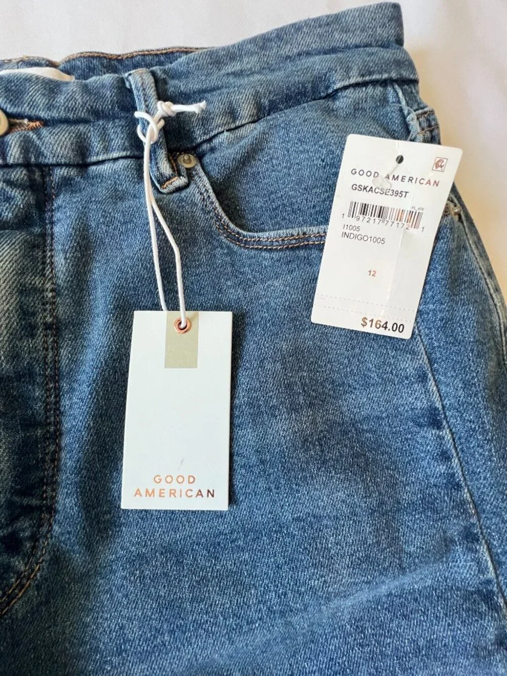 NWT Good American Size 12 Good Skate High Rise Cropped Loose Leg Jeans Raw Hem - Picture 3 of 16